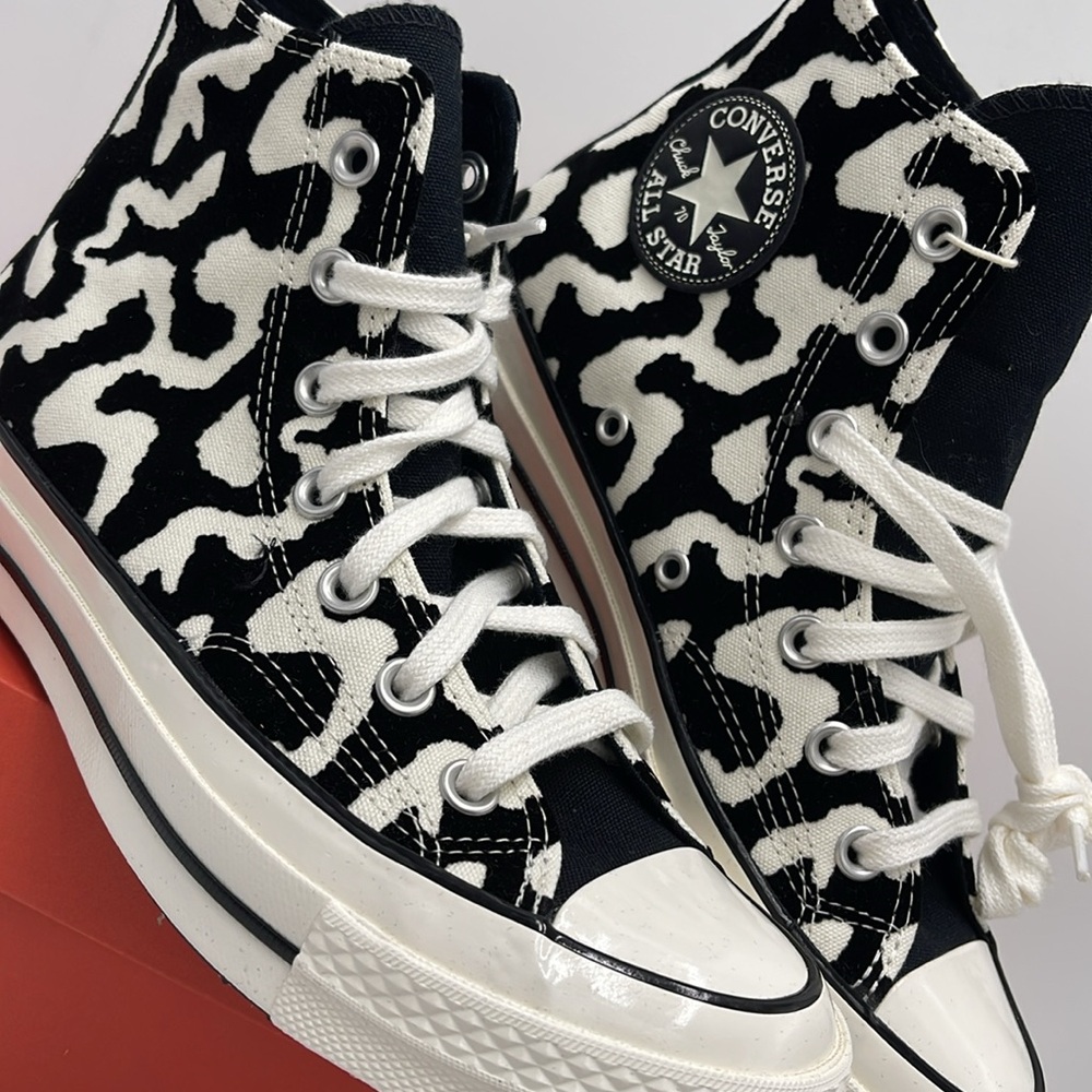 Converse WMNS CHUCK 70 HI
BLACK/EGRET/BLACK A12350C Sneakers - Picture 9 of 16